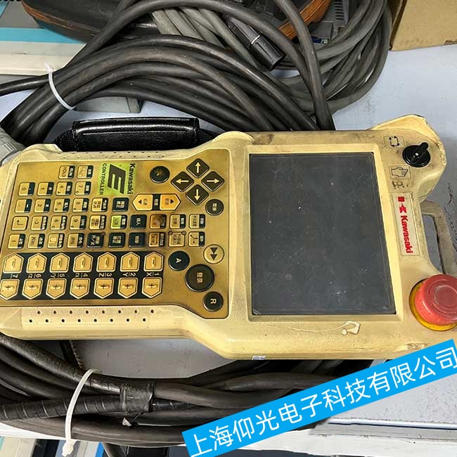 ��ɽ����RS005L�C����ʾ�����ٿv�UXYZ�S�������`���ϾS�ޱ��B