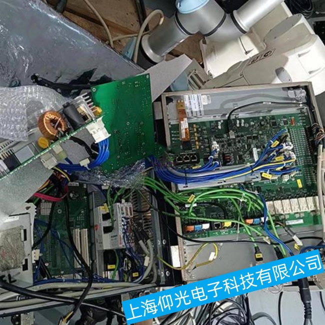 ����KUKA�쿨�C(j��)����KR 60-3���ƹ�o�����ӹ��ϾS���Ԓ